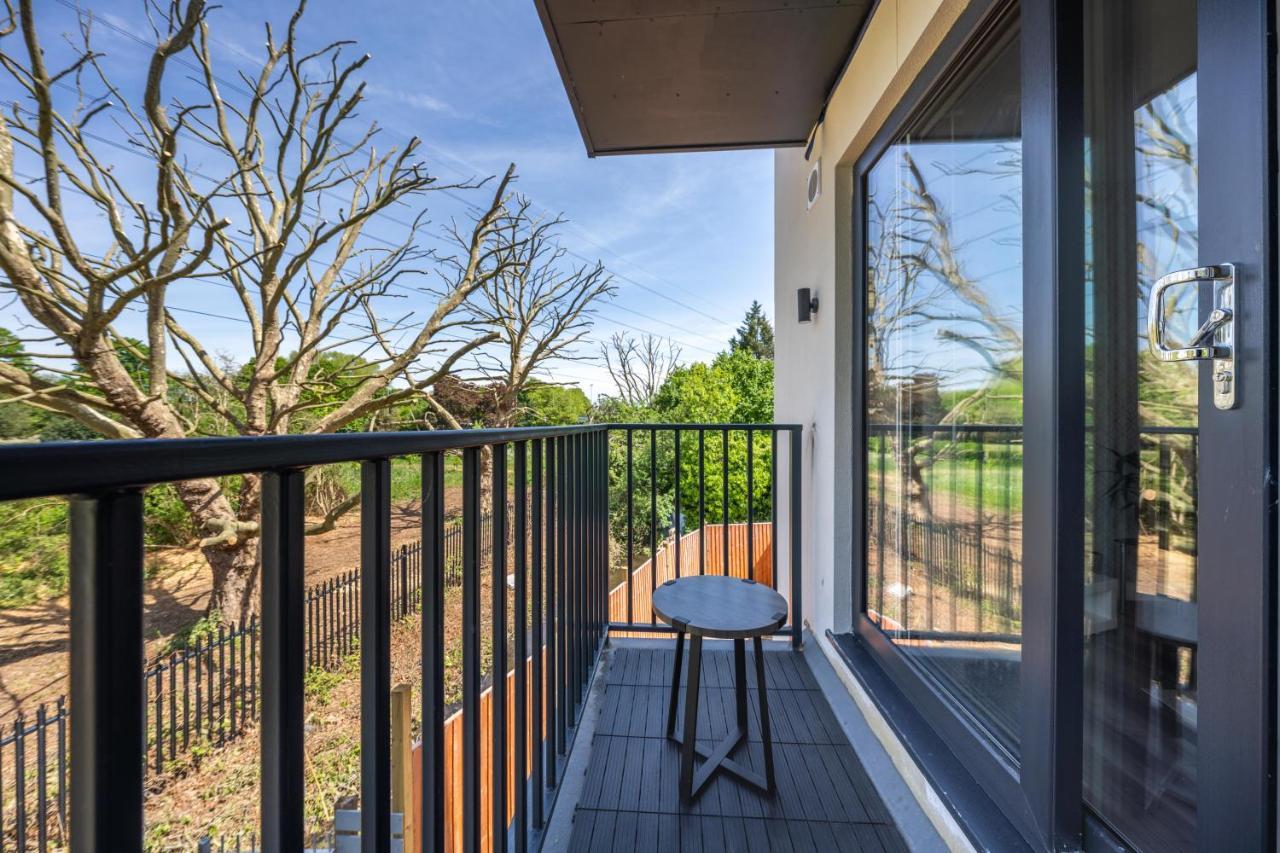 Ash View Place 4 -Heathrow - Thorpe Park - Free Parking Стейнс Экстерьер фото